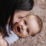 I 6 tipi di contatto con il neonato