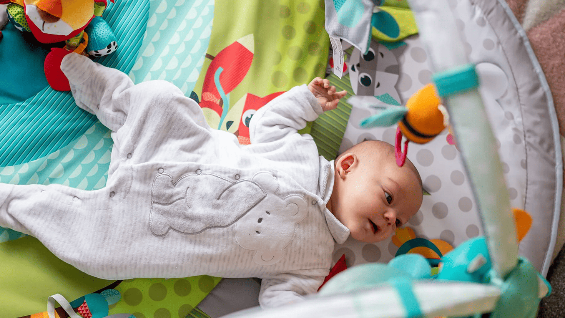 Cromoterapia: il ruolo del colore nel benessere del neonato