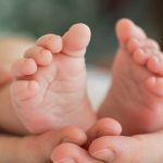 Dinamicità dello sviluppo plantare infantile: biomeccanica, neuro sensorialità e implicazioni funzionali nei primi passi