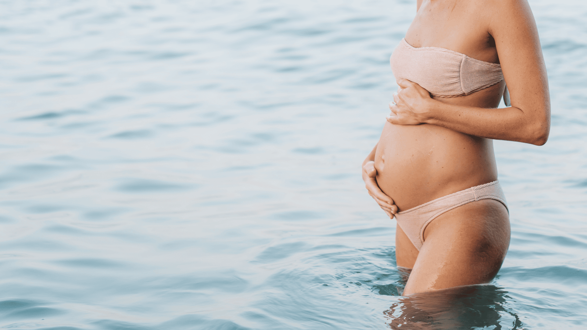When pregnancy meets water: the body changing shape with movement