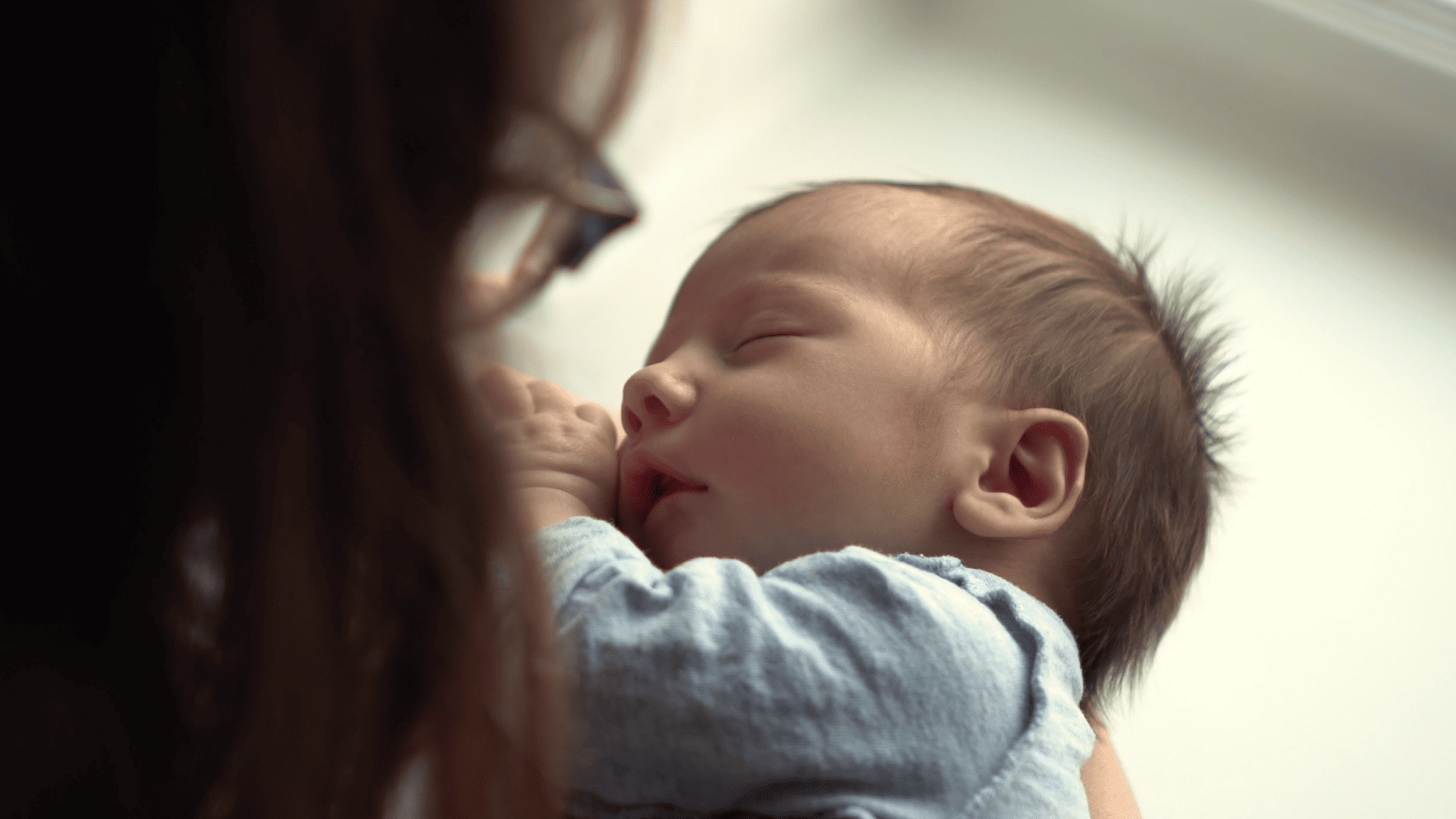 La croissance du nouveau-né : les mesures qui racontent la croissance, mais aussi la santé de l’enfant